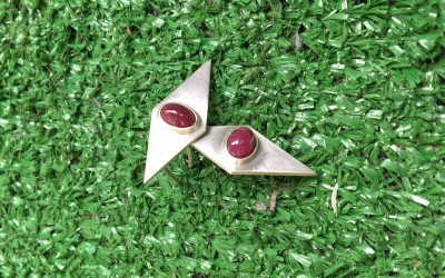 EL RETO DE CREAR UNA JOYA A MEDIDA: LOS PENDIENTES DE ALEX