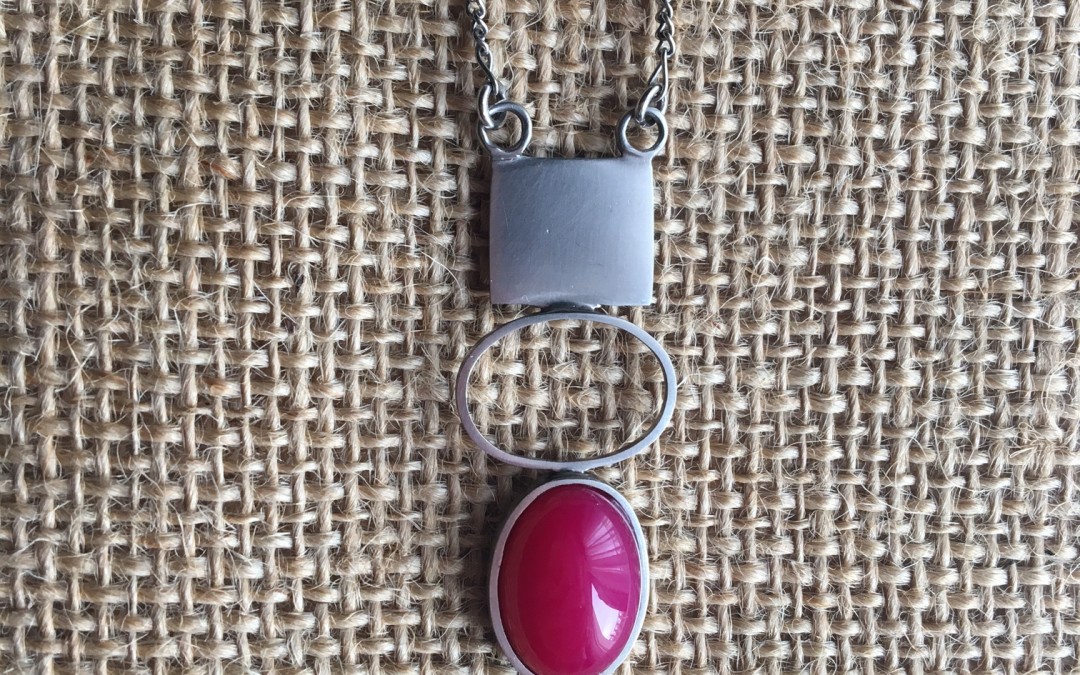 REGALOS ESPECIALES: MUCHO MÁS QUE UNA JOYA